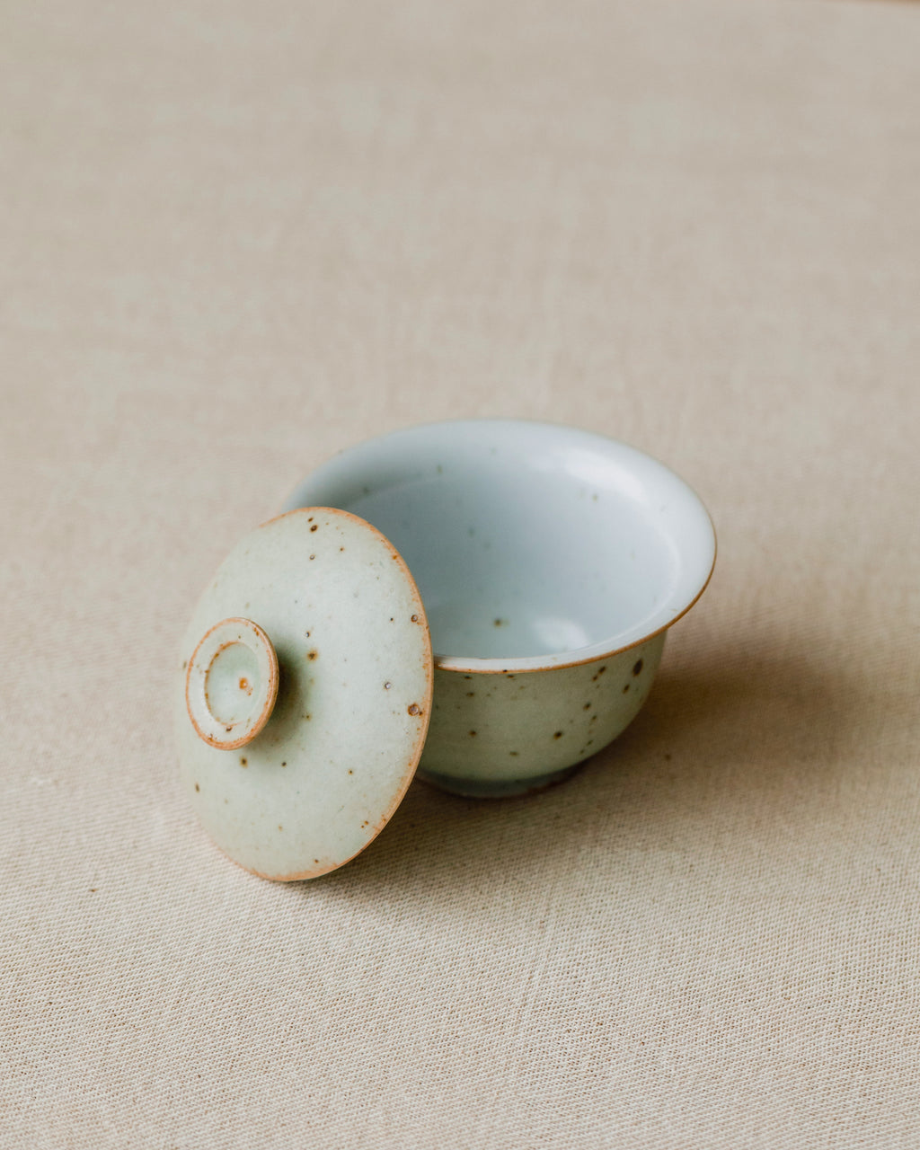 Gaiwan Faded Robin's Egg Small underside, unglazed foot ring, Jingdezhen clay body, Wang Xinghua
