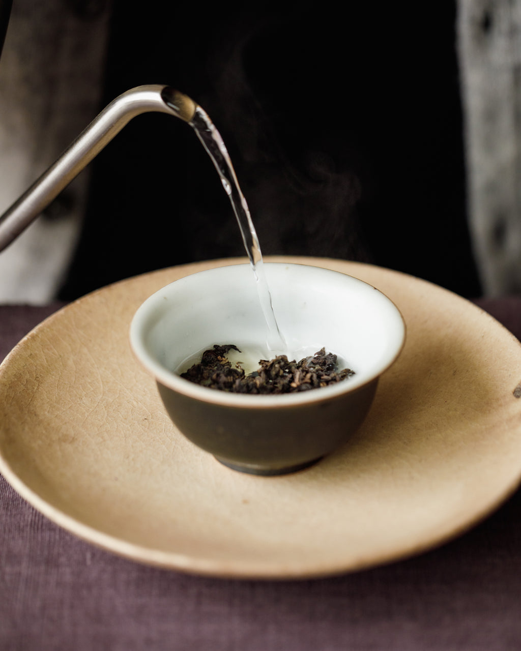 Charcoal Roasted Oolong liquor with fruity notes and soft, long-lasting sweetness — Anxi, Fujian