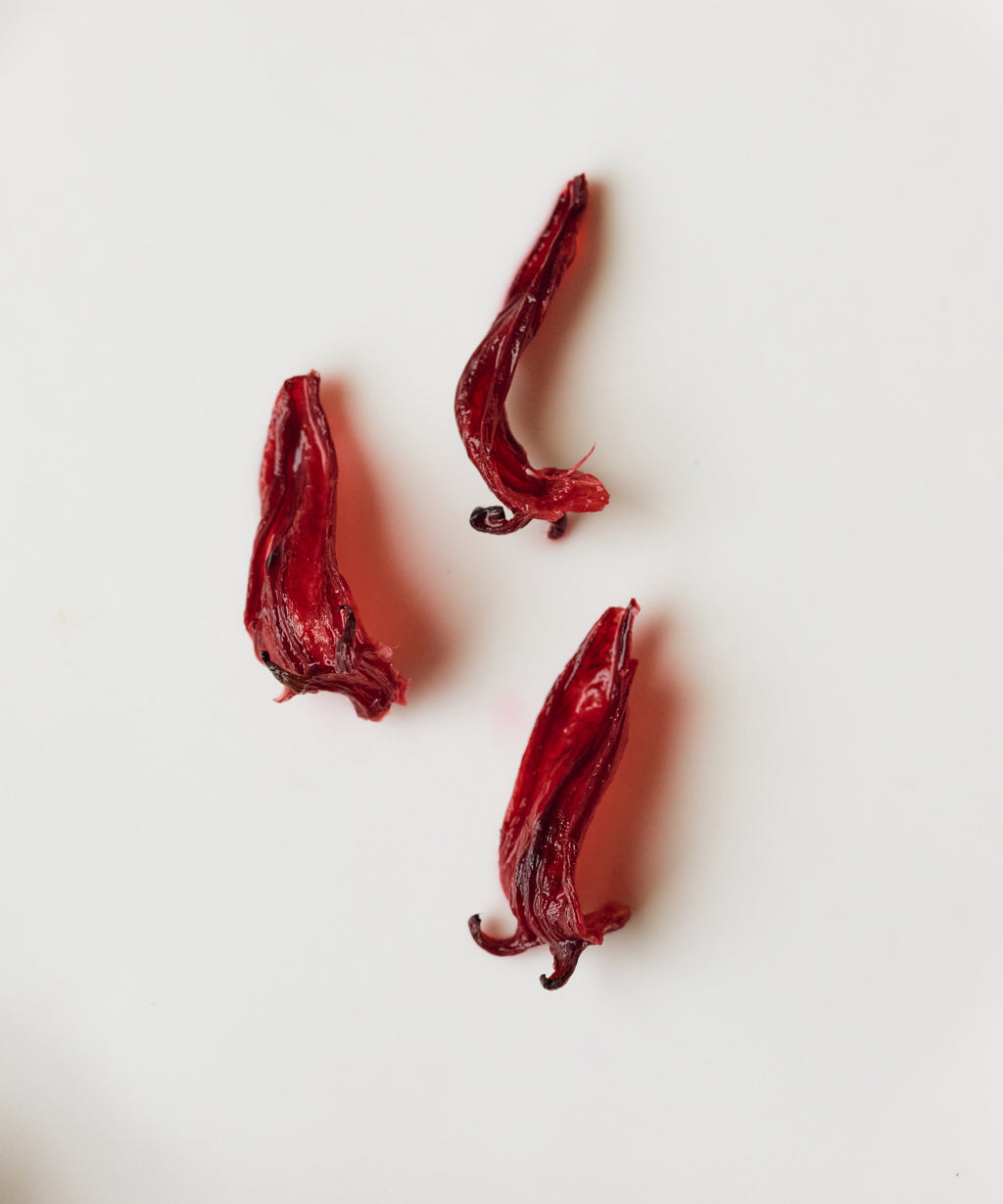 Hibiscus flowers from Ms. Luo's organic farm in Yongan, Fujian — sun-dried 10 days, caffeine-free