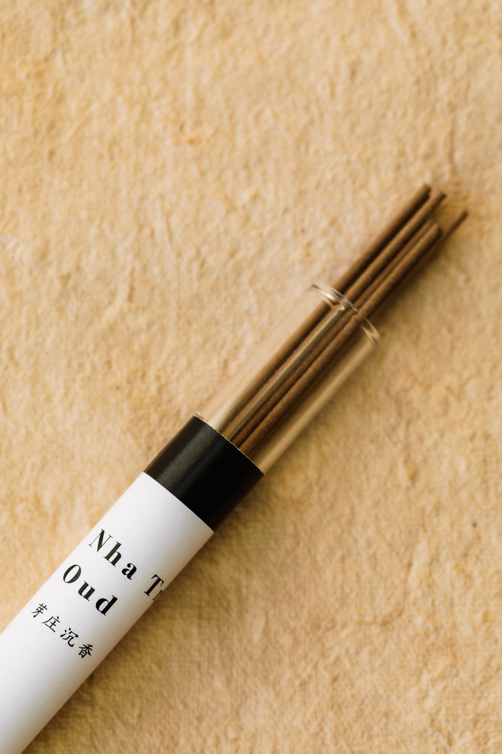 Nha Trung Oud agarwood incense sticks, gentle and refreshing scent