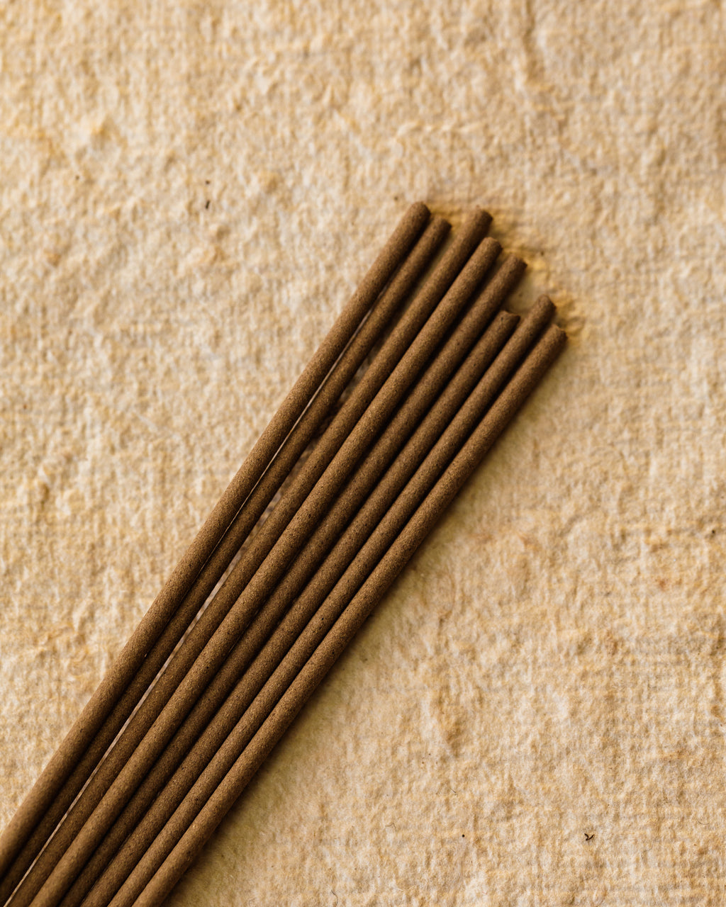 West Papua Oud aloeswood incense, seabreeze-inflected with ashy quality