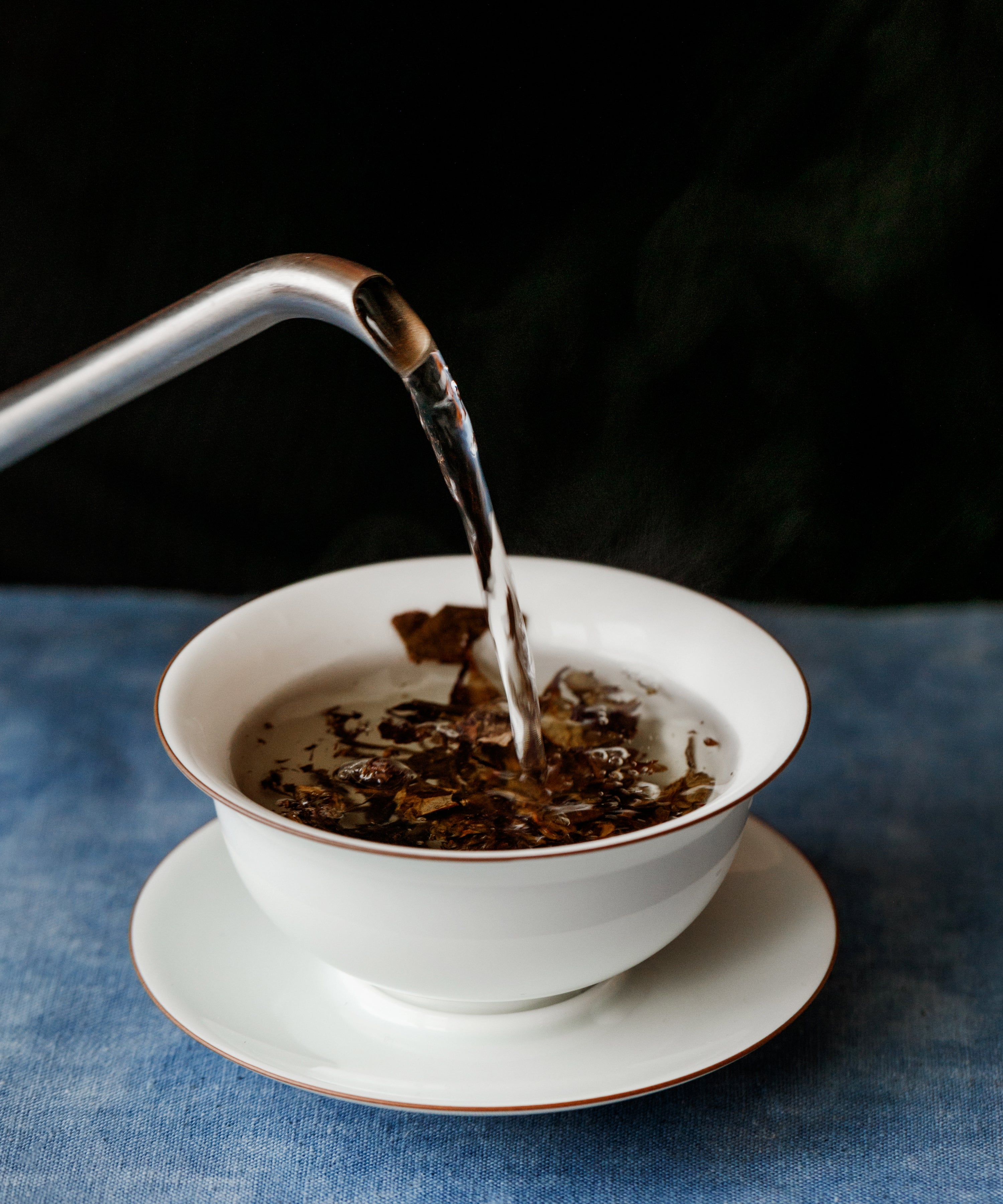 White Shuixian liquor — oily, grassy with vanilla and heady floral notes, Yongchun, Fujian