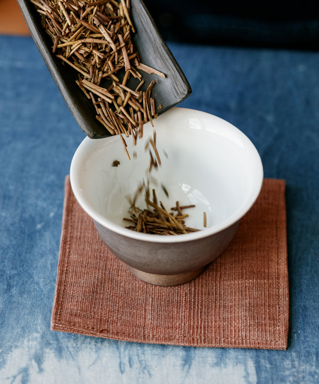 Kaga Hojitate dry stems — second harvest lightly roasted stem tea, Maruhachi, Kaga