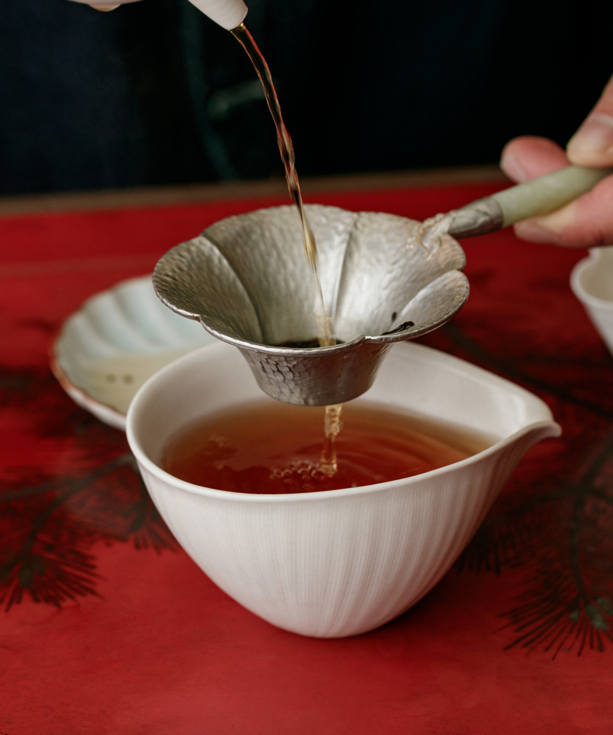 Yakushima Earl Grey liquor — dark amber, naturally creamy bergamot black tea, Yakushima