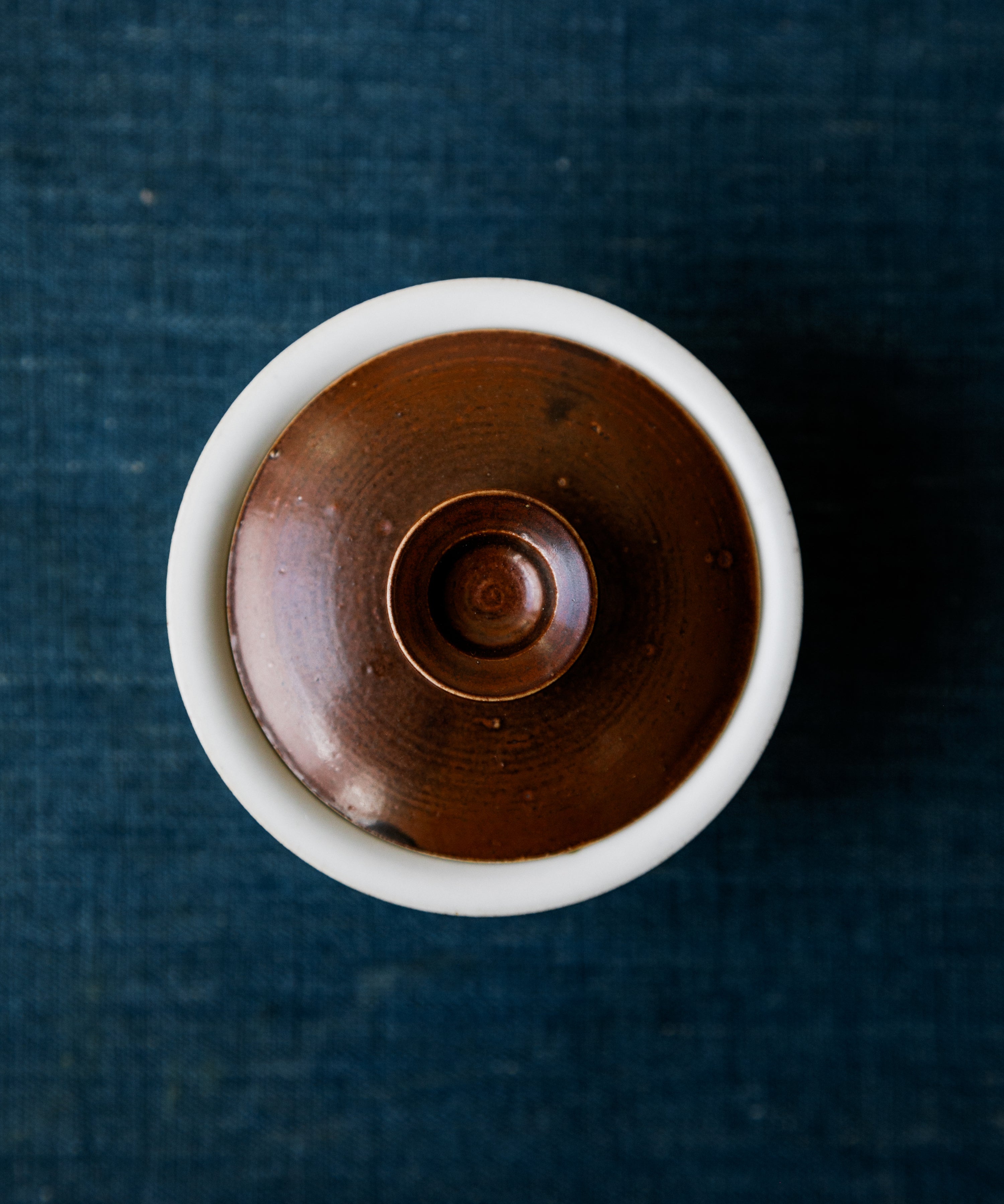 Earth Brown Gaiwan in hand, rich brown glaze by Wang Xinghua, gongfu teaware from Jingdezhen