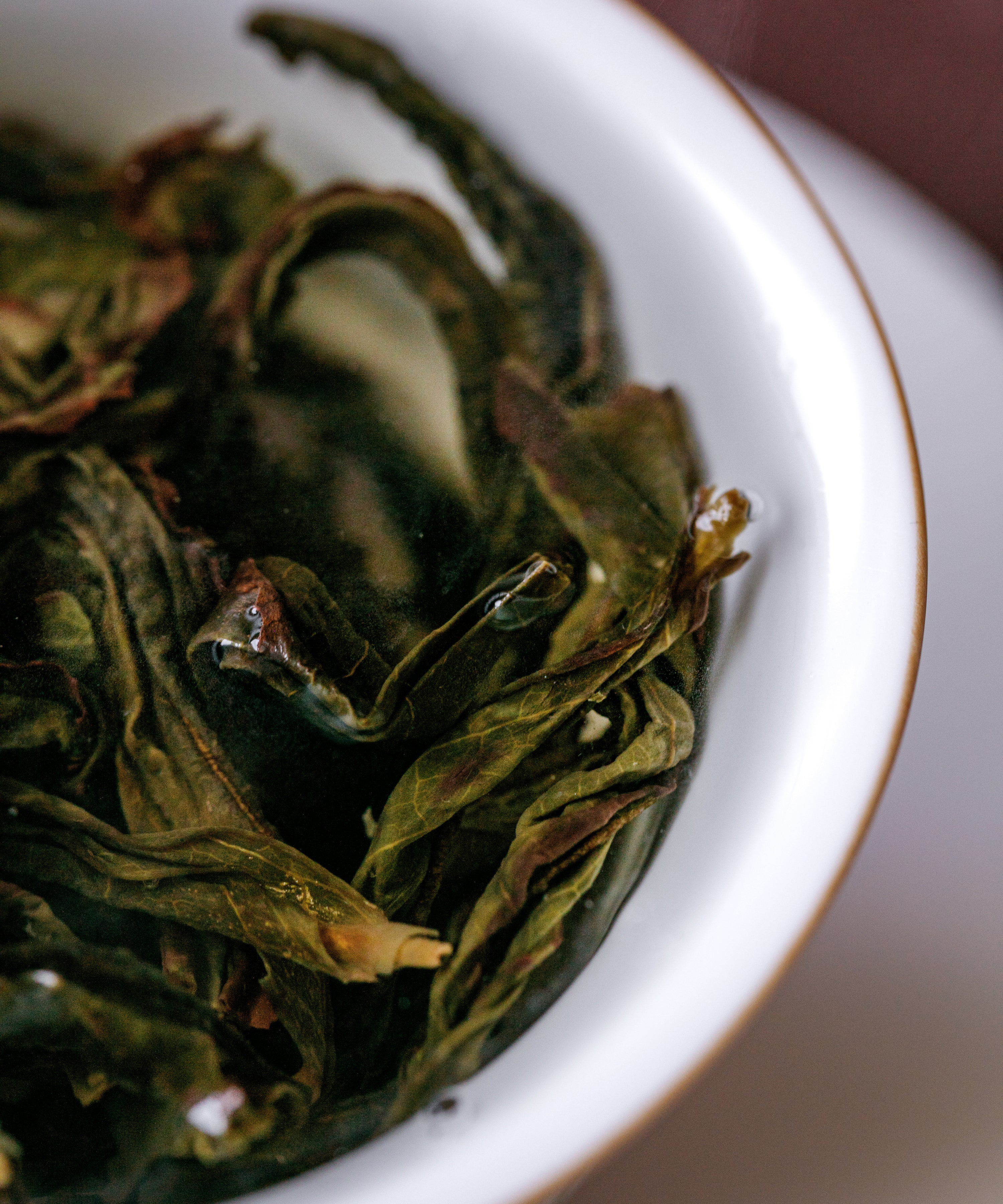 Old Grove Shuixian liquor with grassy complexity, warmth, and depth of old grove oolong, Yongchun