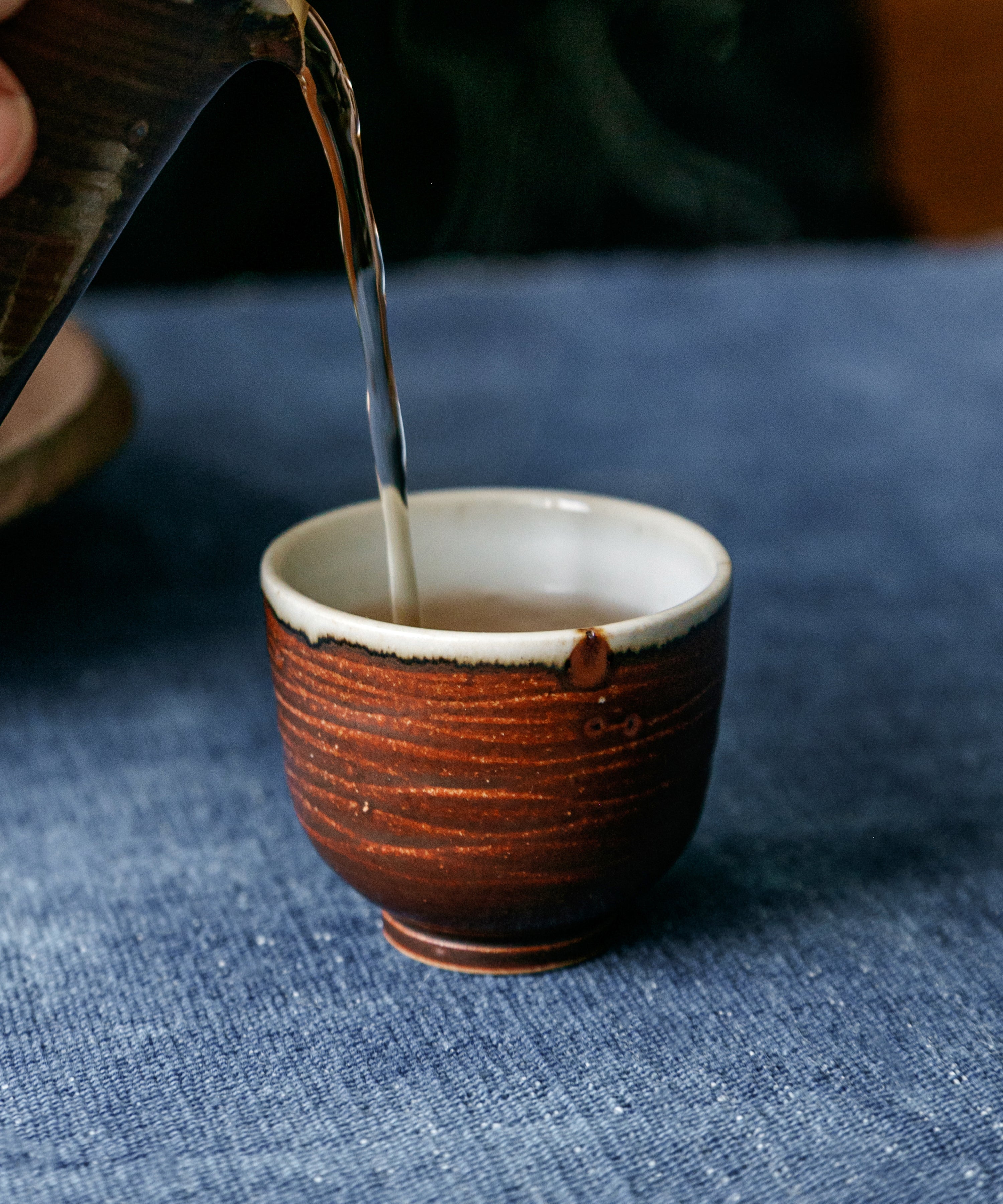 Earth Brown Cup underside, unglazed foot ring, Jingdezhen clay body, Wang Xinghua