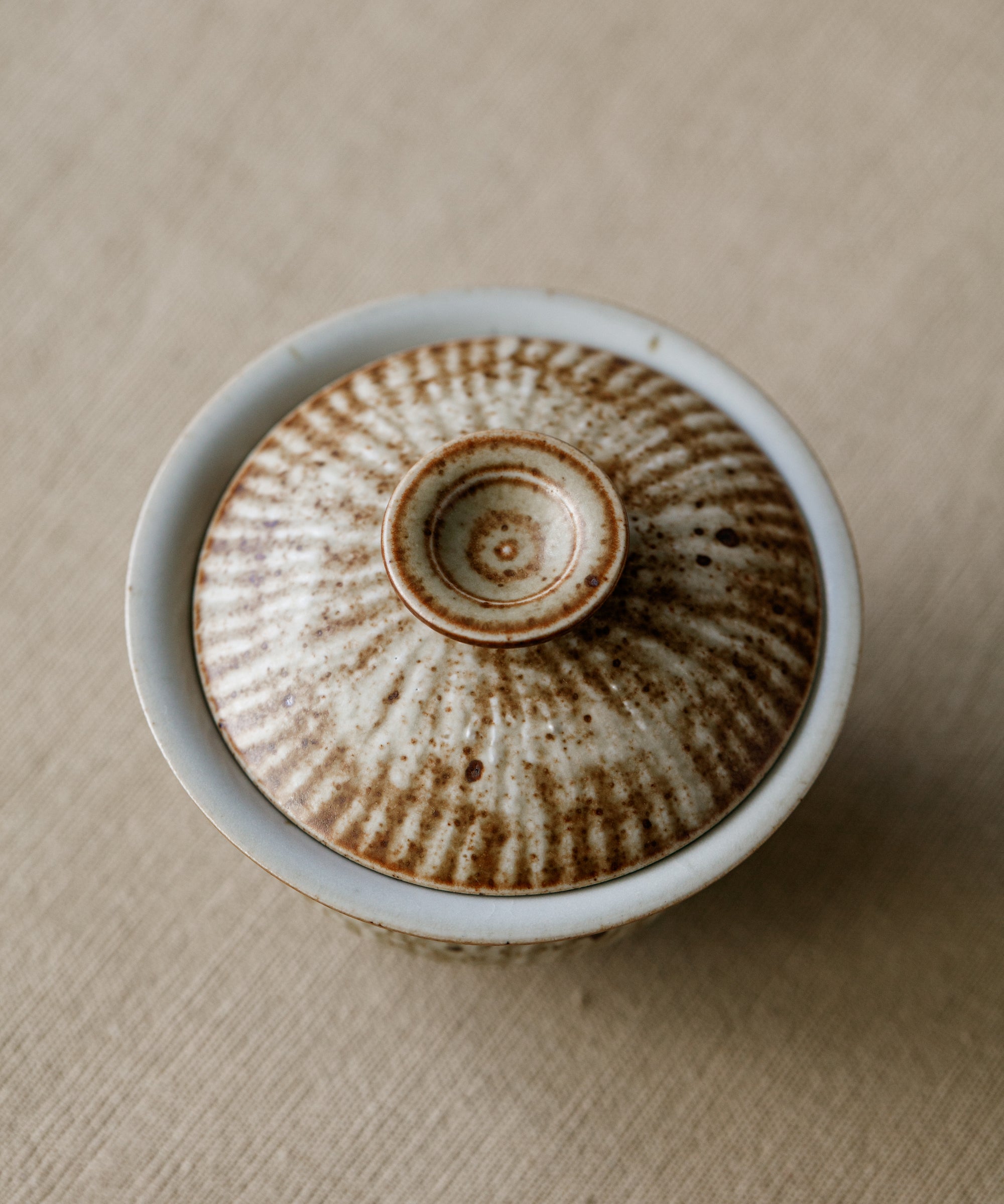 Ecru Waves Gaiwan