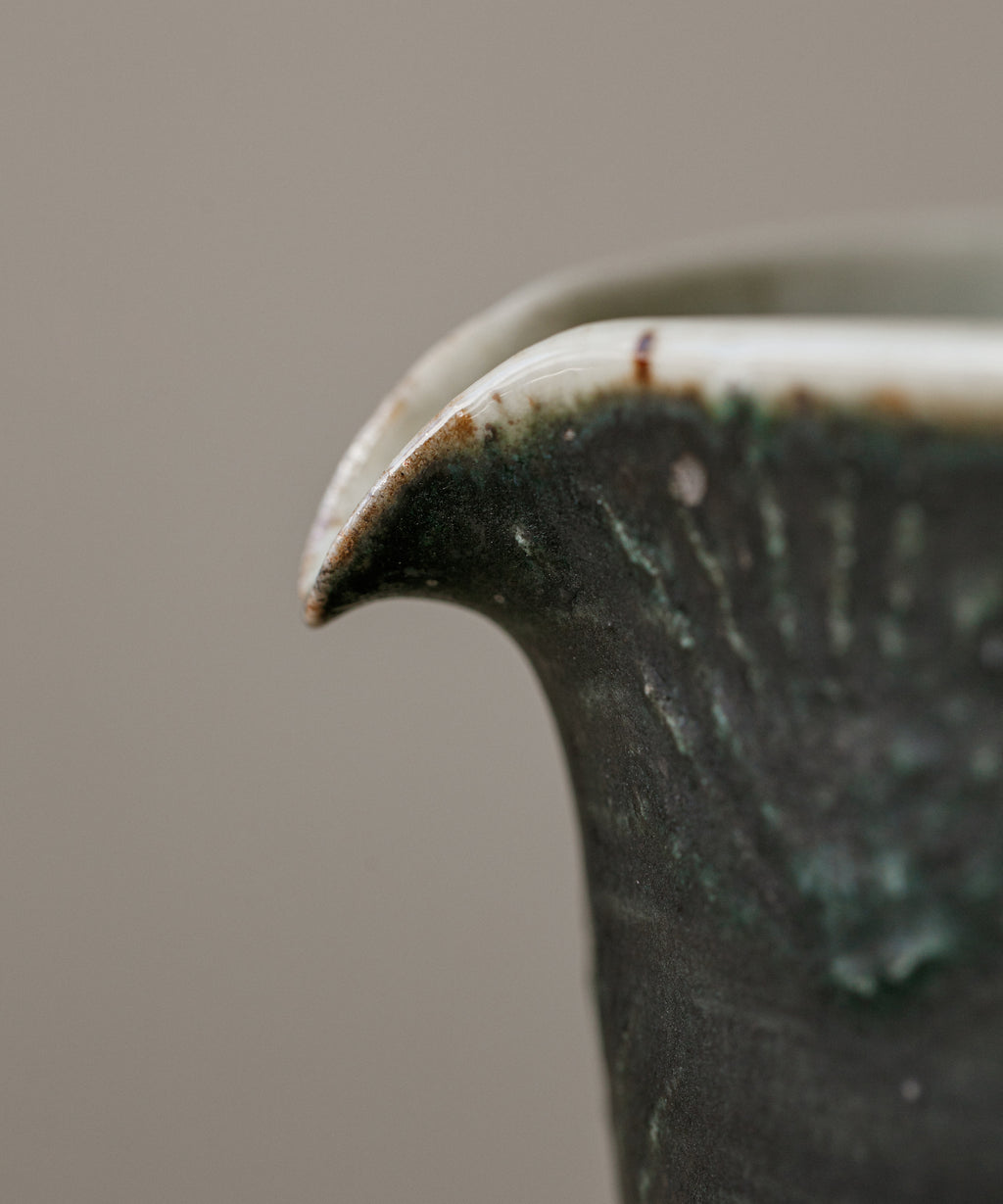 Space Green Pitcher Type II