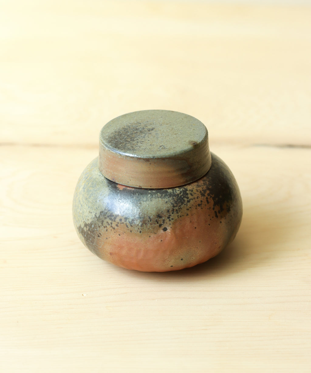 Tea Jar 01