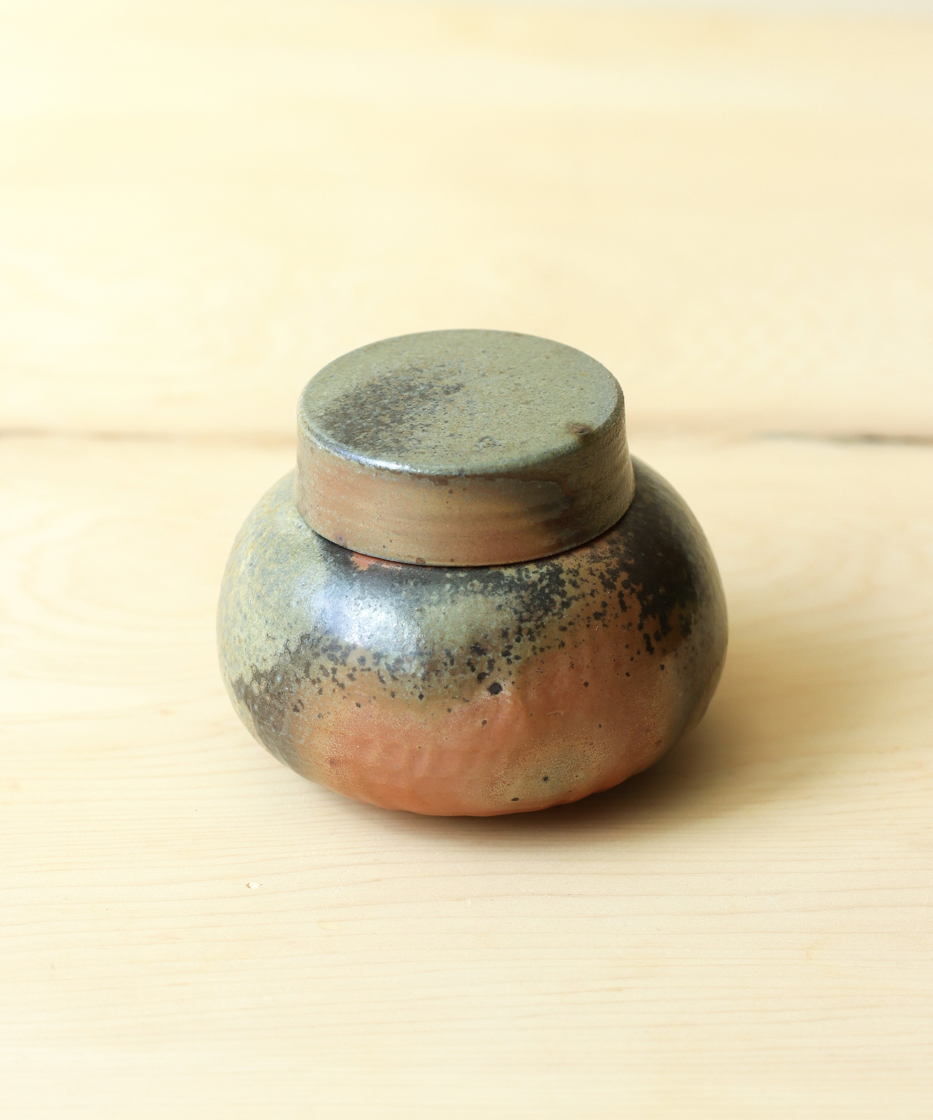 Tea Jar 01