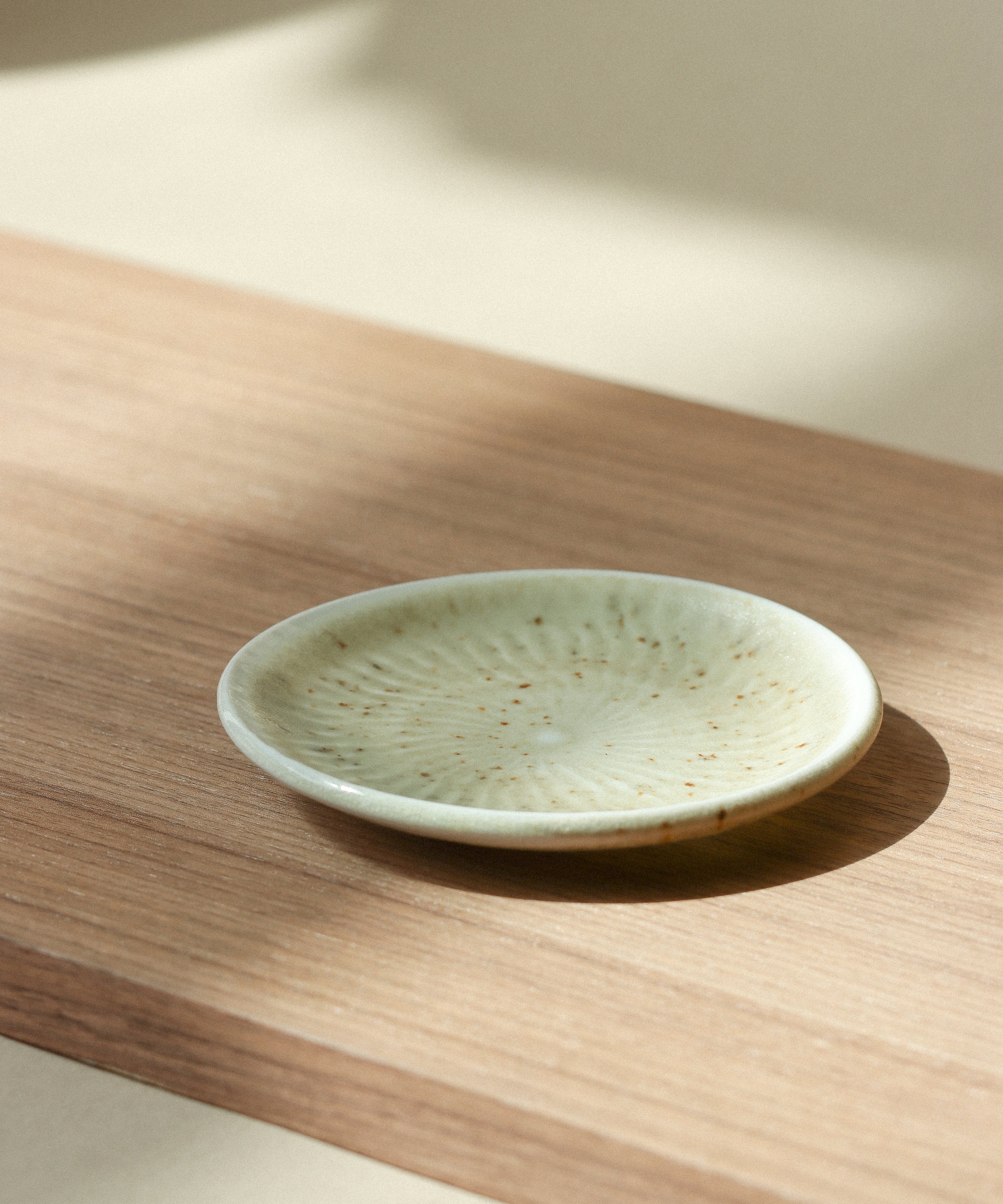 Periwinkle Plate 02