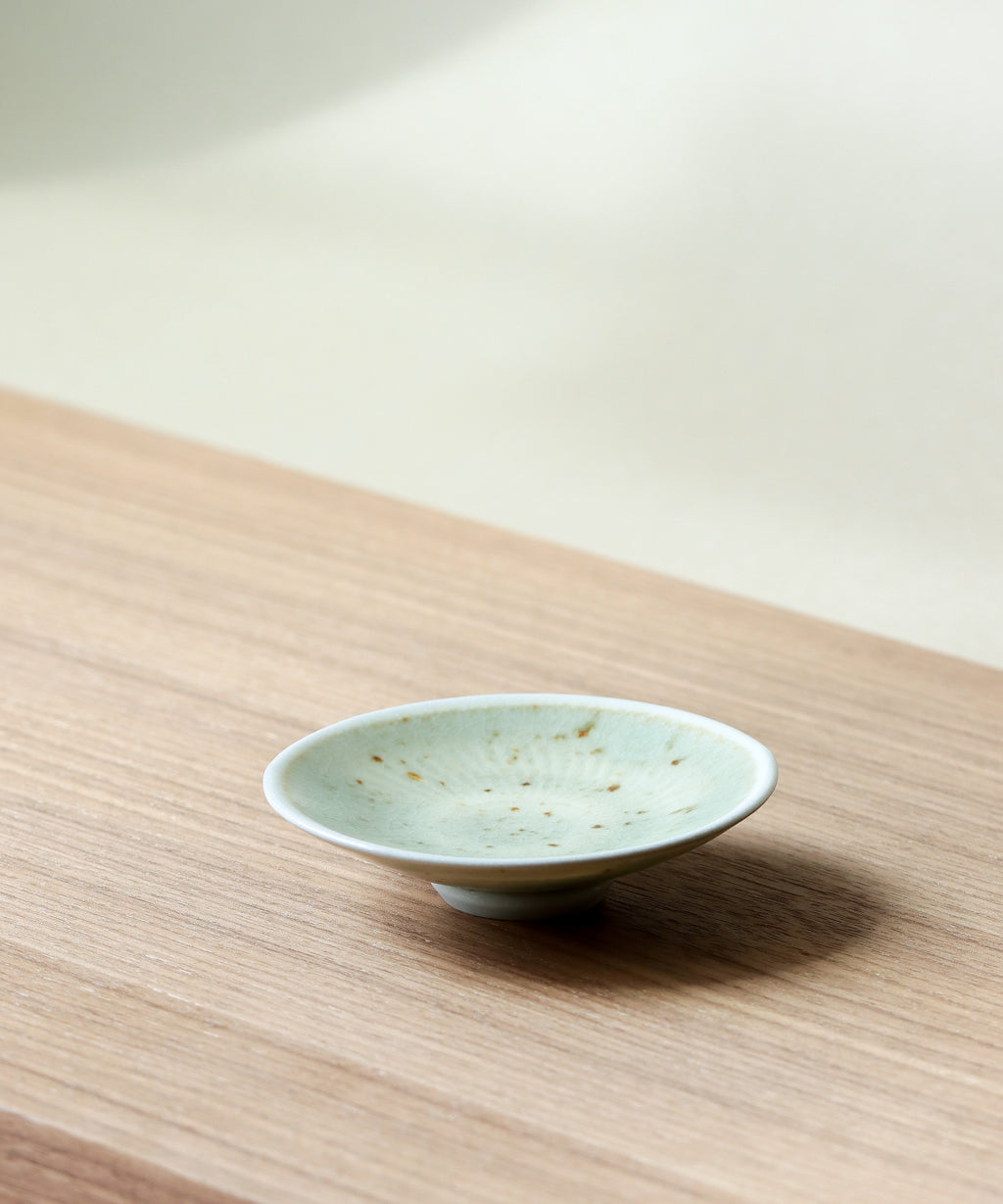Periwinkle Plate 01