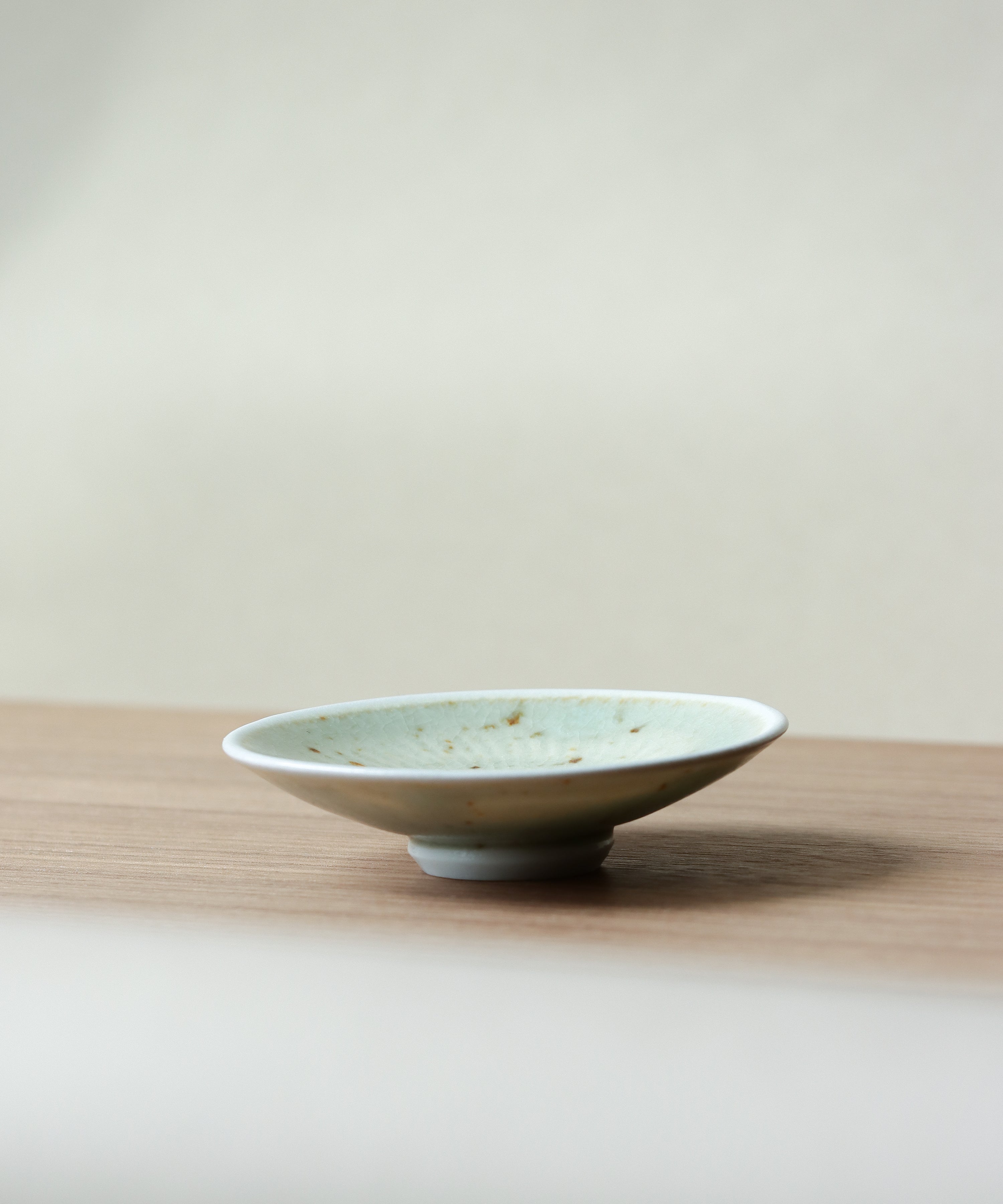 Periwinkle Plate 01