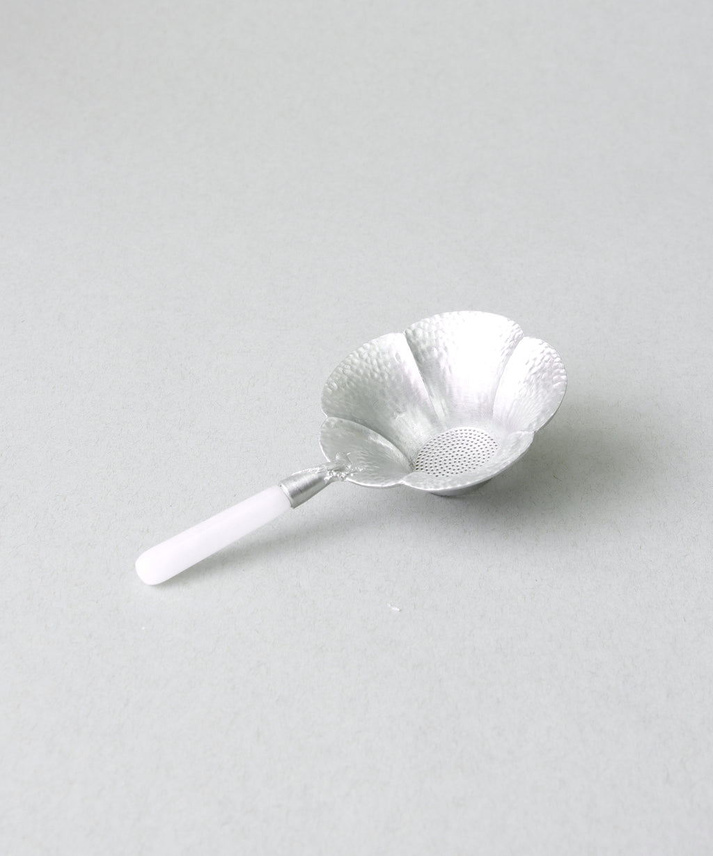 Strainer 4
