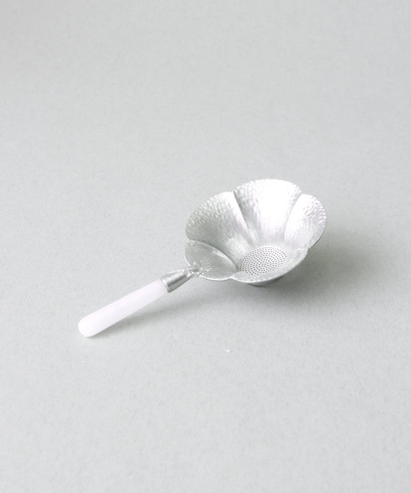 Strainer 4