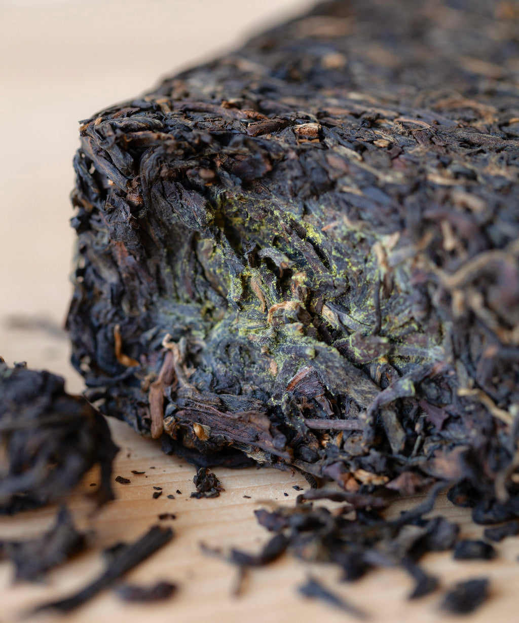 Brewing Yunnan Red Heicha — experimental heicha with dulce de leche sweetness, Fengqing