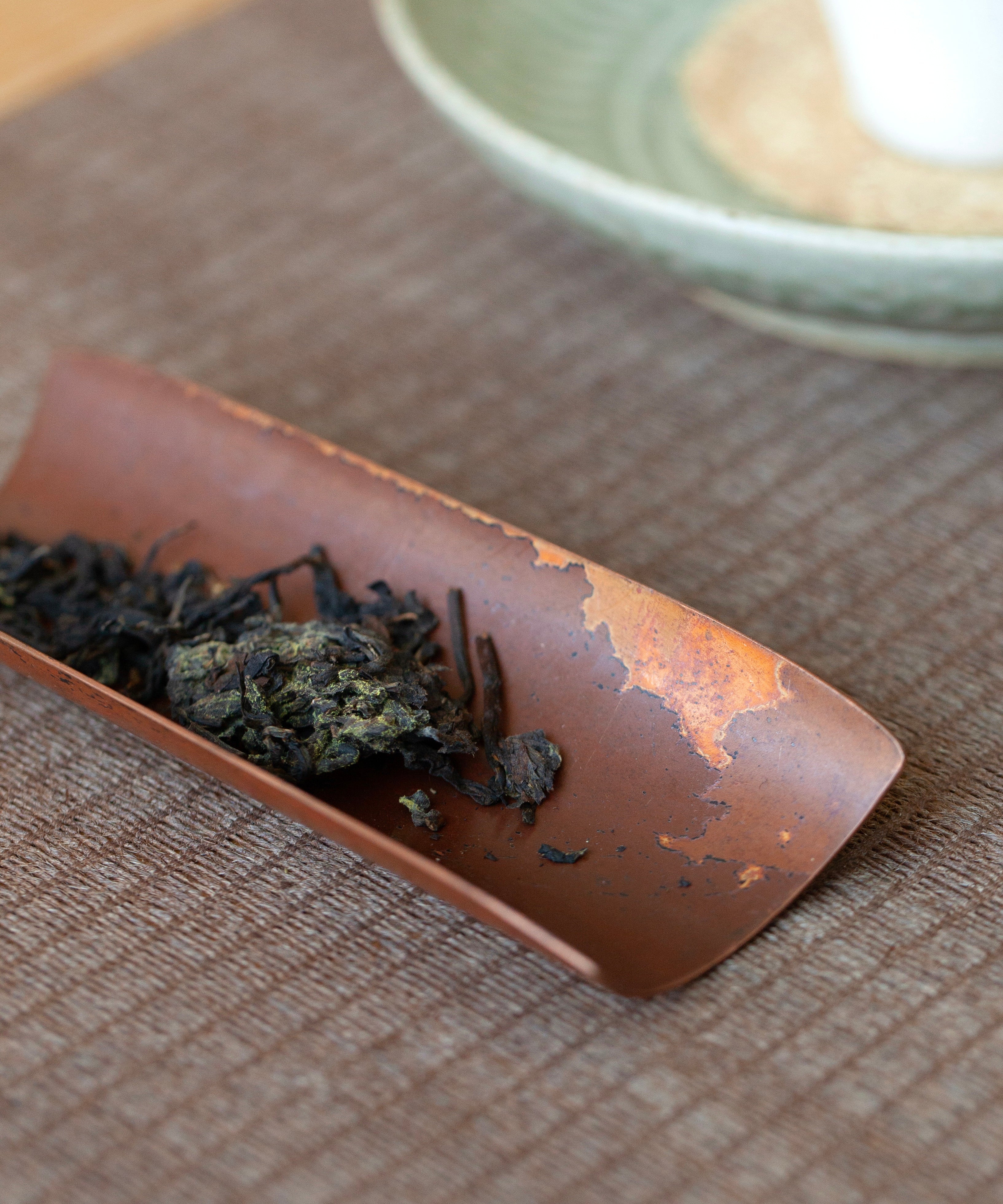 Yunnan Red Heicha liquor — auburn fermented dark tea, comforting and grounding, Fengqing, Yunnan