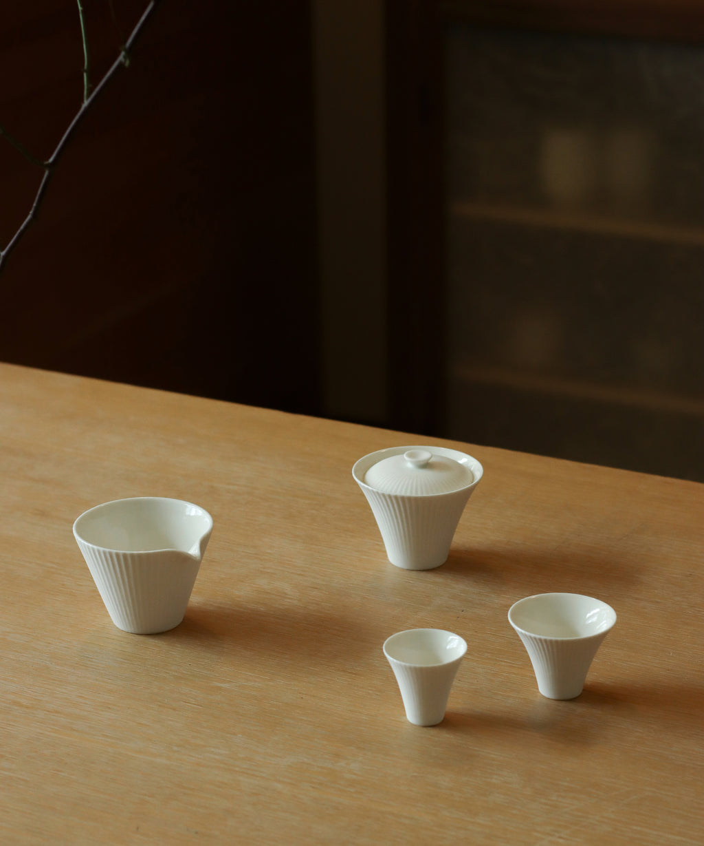 "Leaf" Gaiwan Set underside, porcelain foot ring, Jingdezhen, Nandao Studio