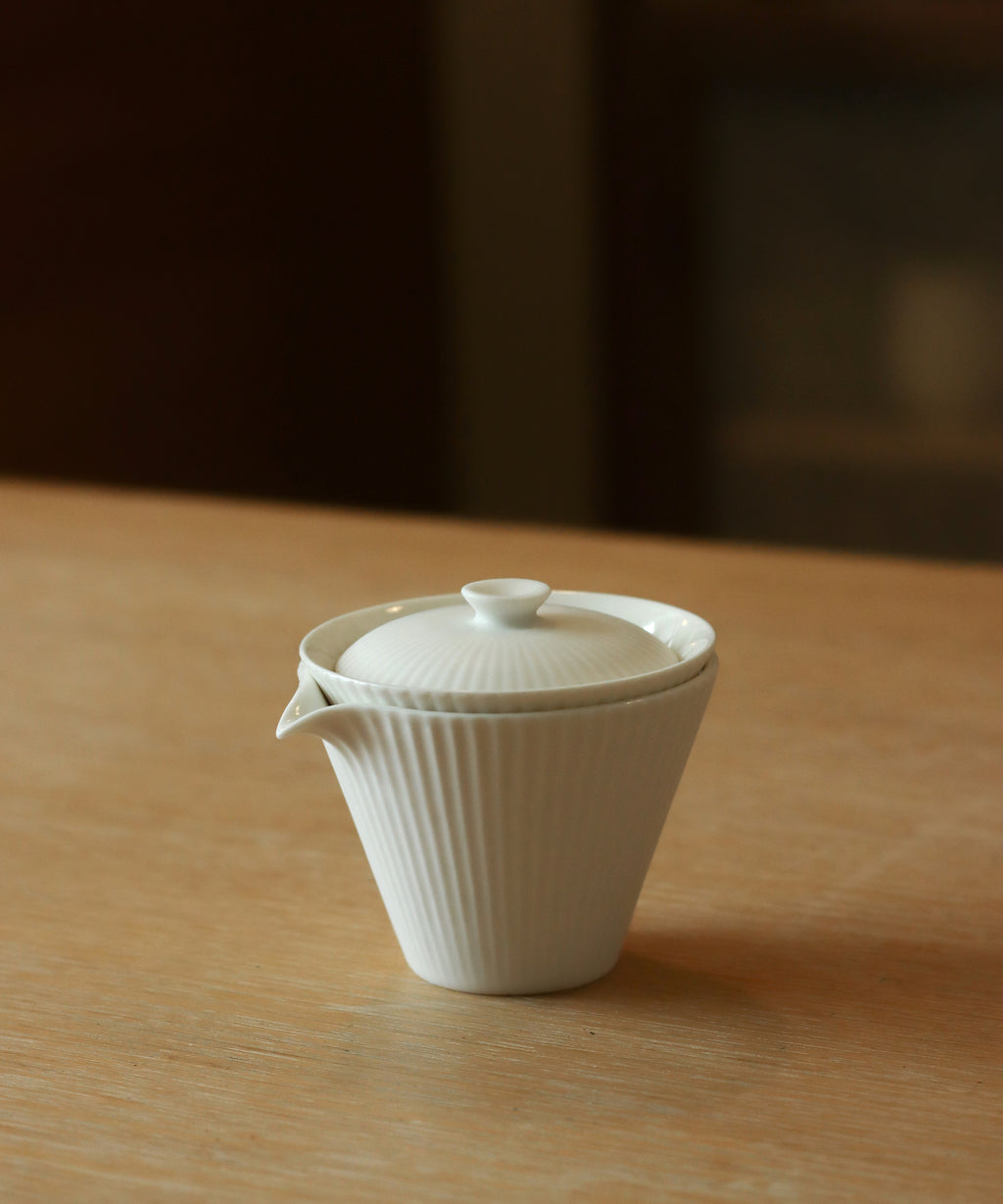 "Leaf" Gaiwan Set, handcrafted white porcelain by Ma Li, Nandao Studio, Jingdezhen