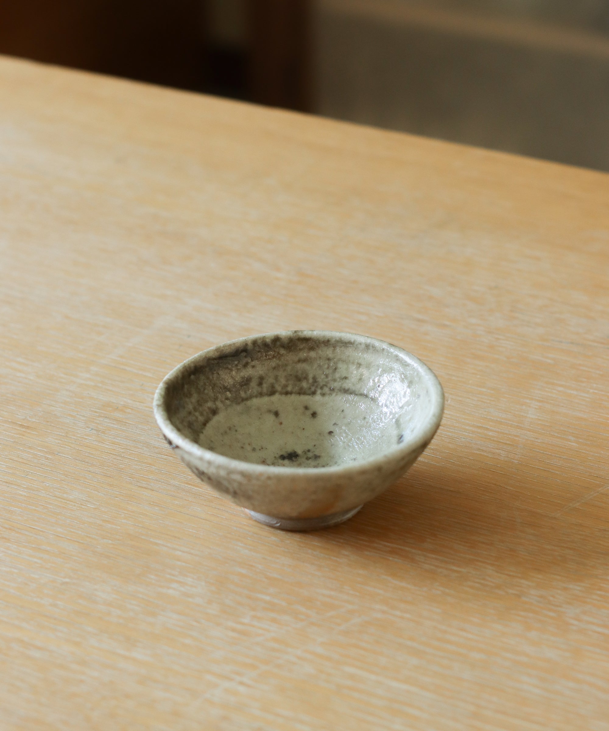 Bowl No. 13 side profile, rustic textured glaze by Danny Kostyshin