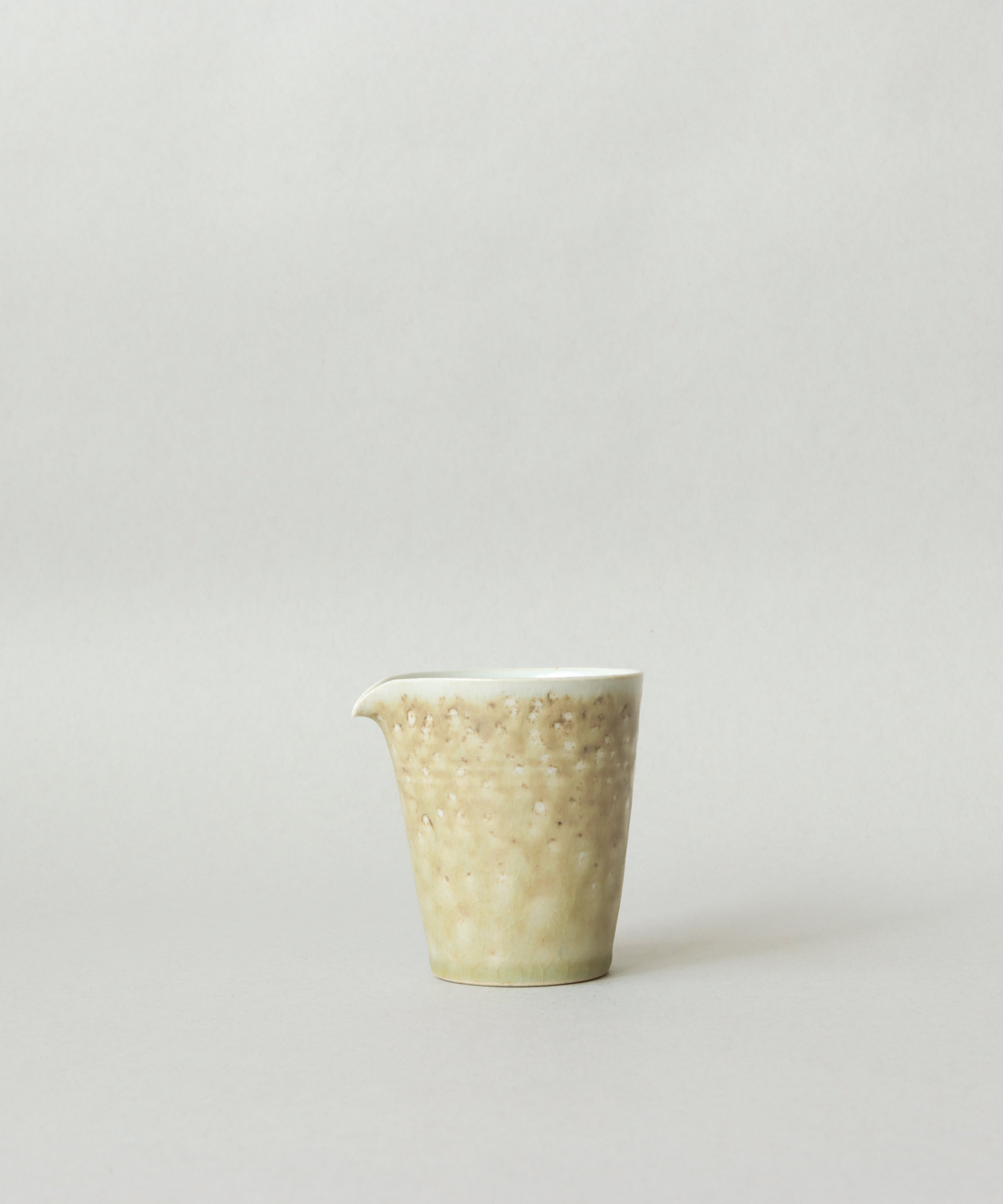 Saturn Pitcher