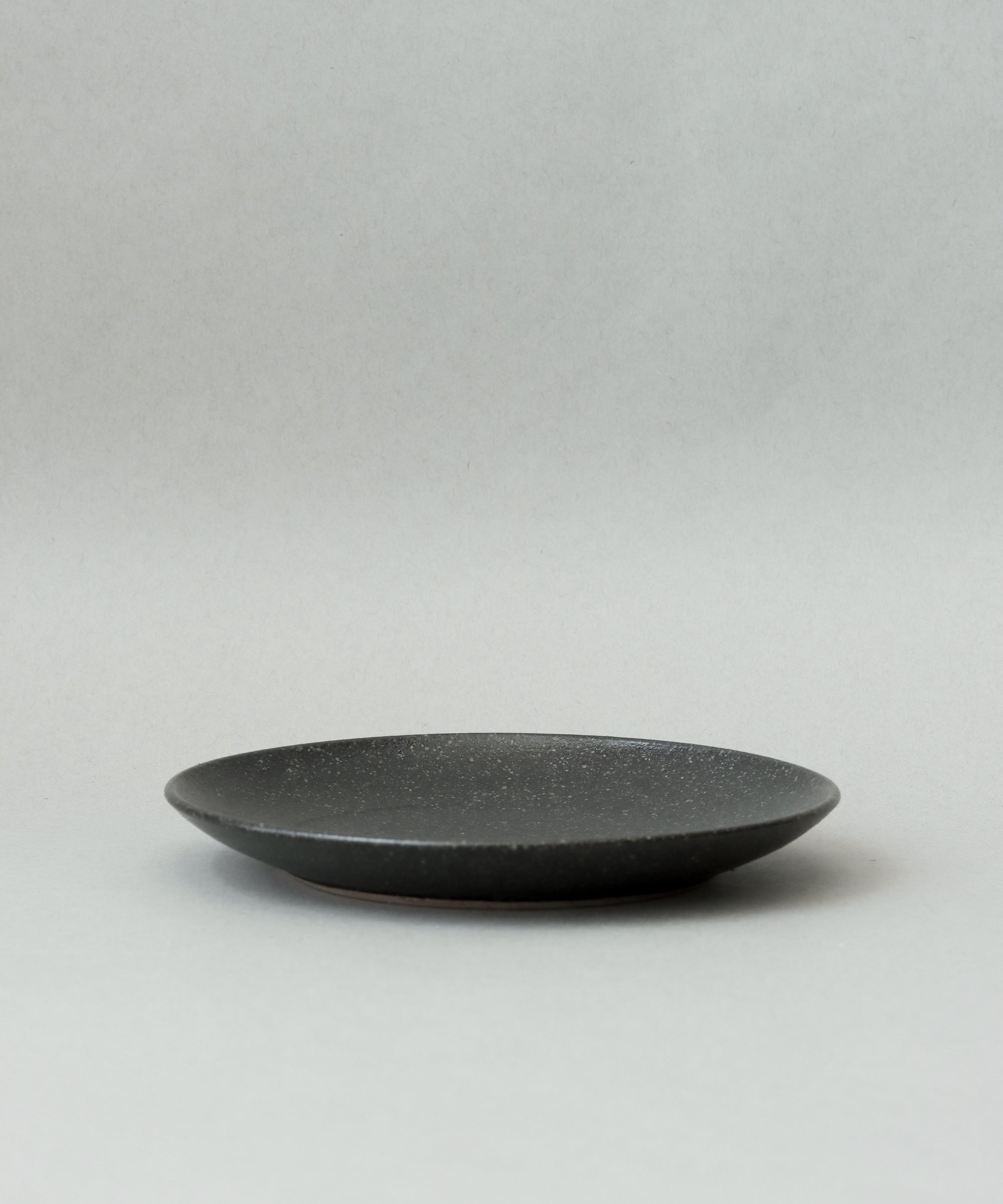 Plate No. 18 top view, organic form and glaze, Wang Xinghua ceramics, Jingdezhen