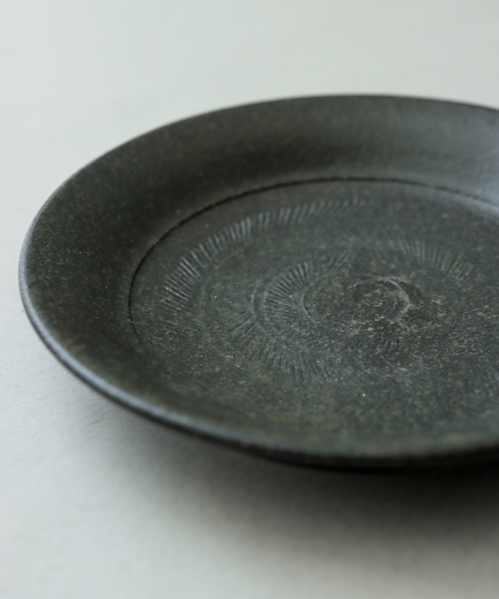 Plate No. 14 underside, unglazed base, Jingdezhen clay body, Wang Xinghua