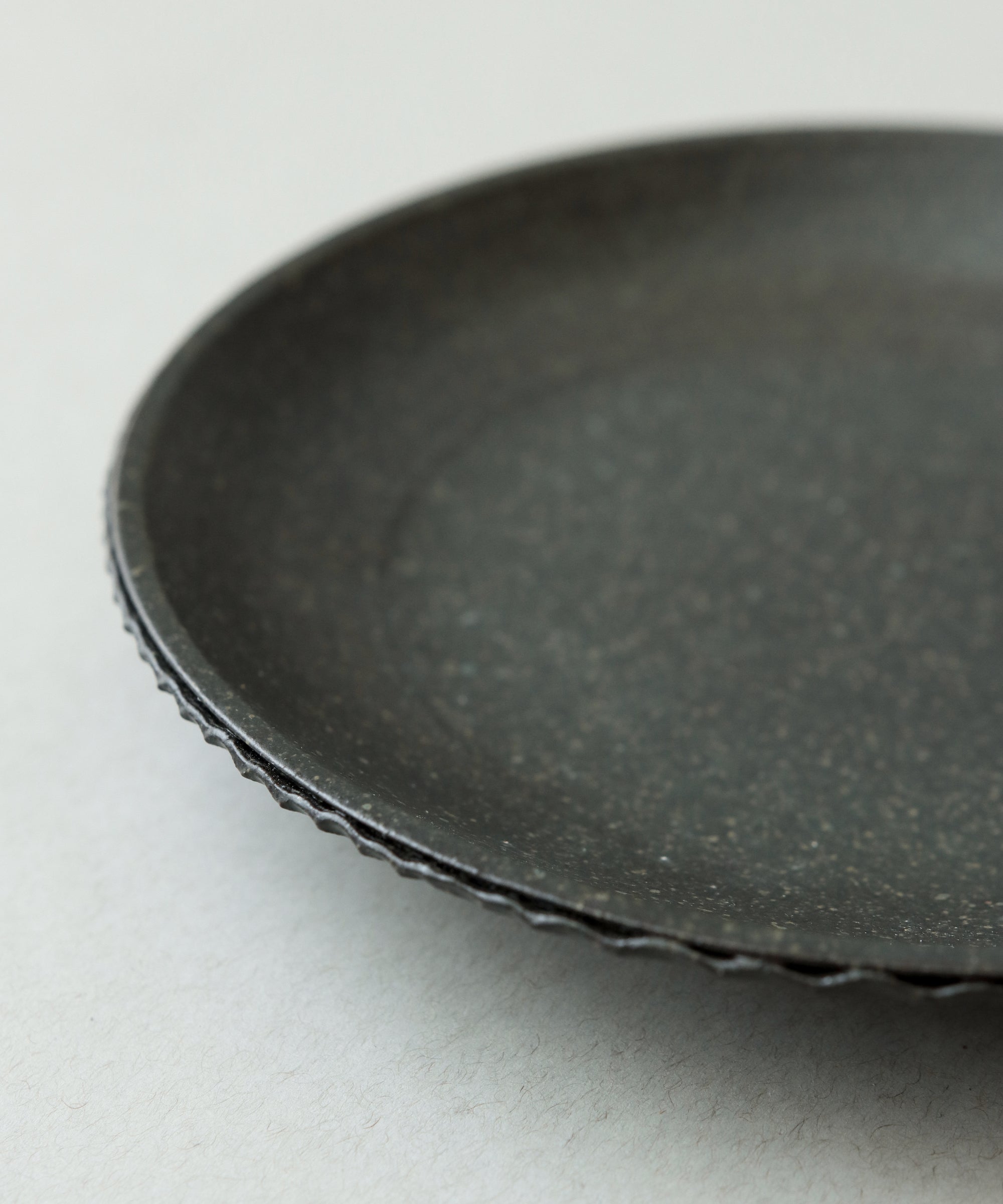 Plate No. 16 underside, unglazed base, Jingdezhen clay body, Wang Xinghua