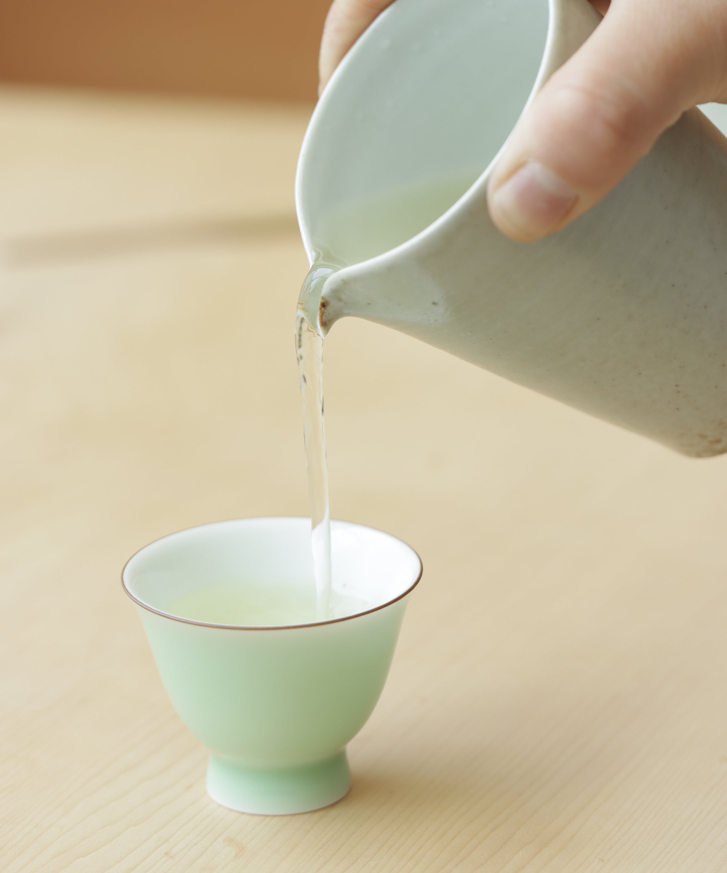 Laoshan White & Tea Blossoms wet leaves — experimental white tea with tea flowers, Shandong