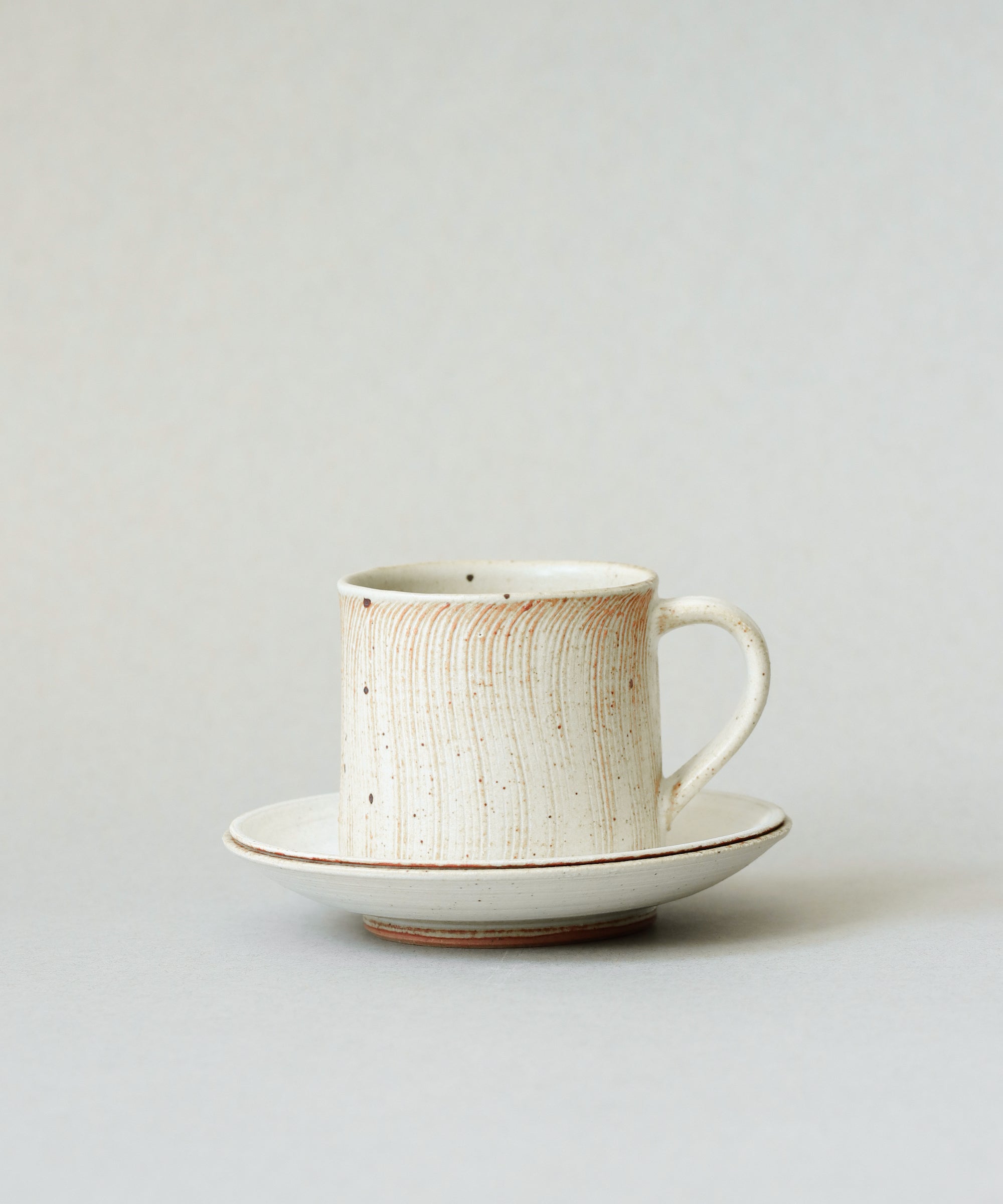 Waves Cup & Saucer Set Type III, handcrafted cup and saucer by Wang Xinghua, Jingdezhen