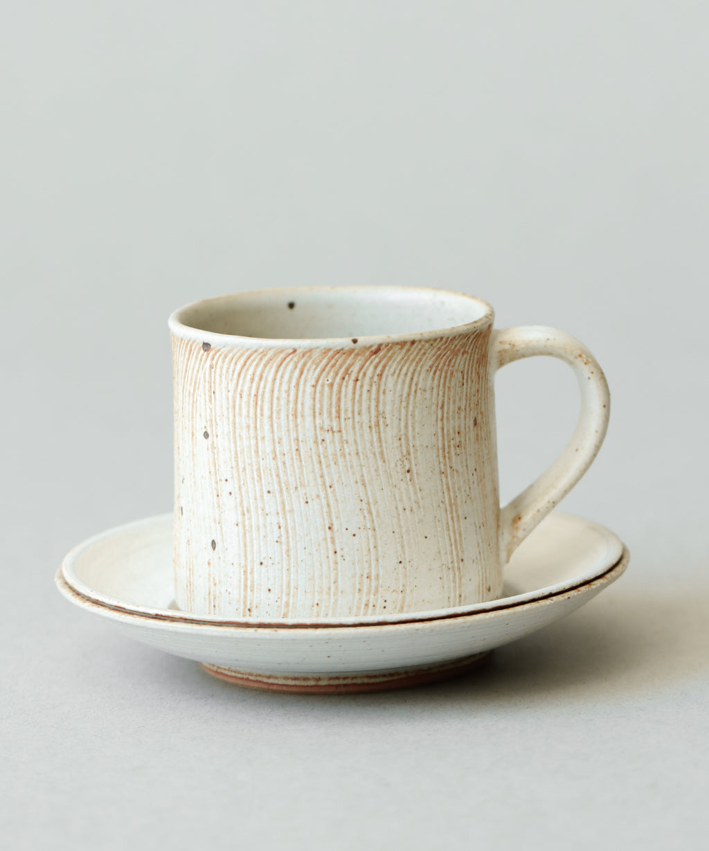 Waves Cup & Saucer Set Type III side view, stacked cup on saucer, Wang Xinghua ceramics, Jingdezhen