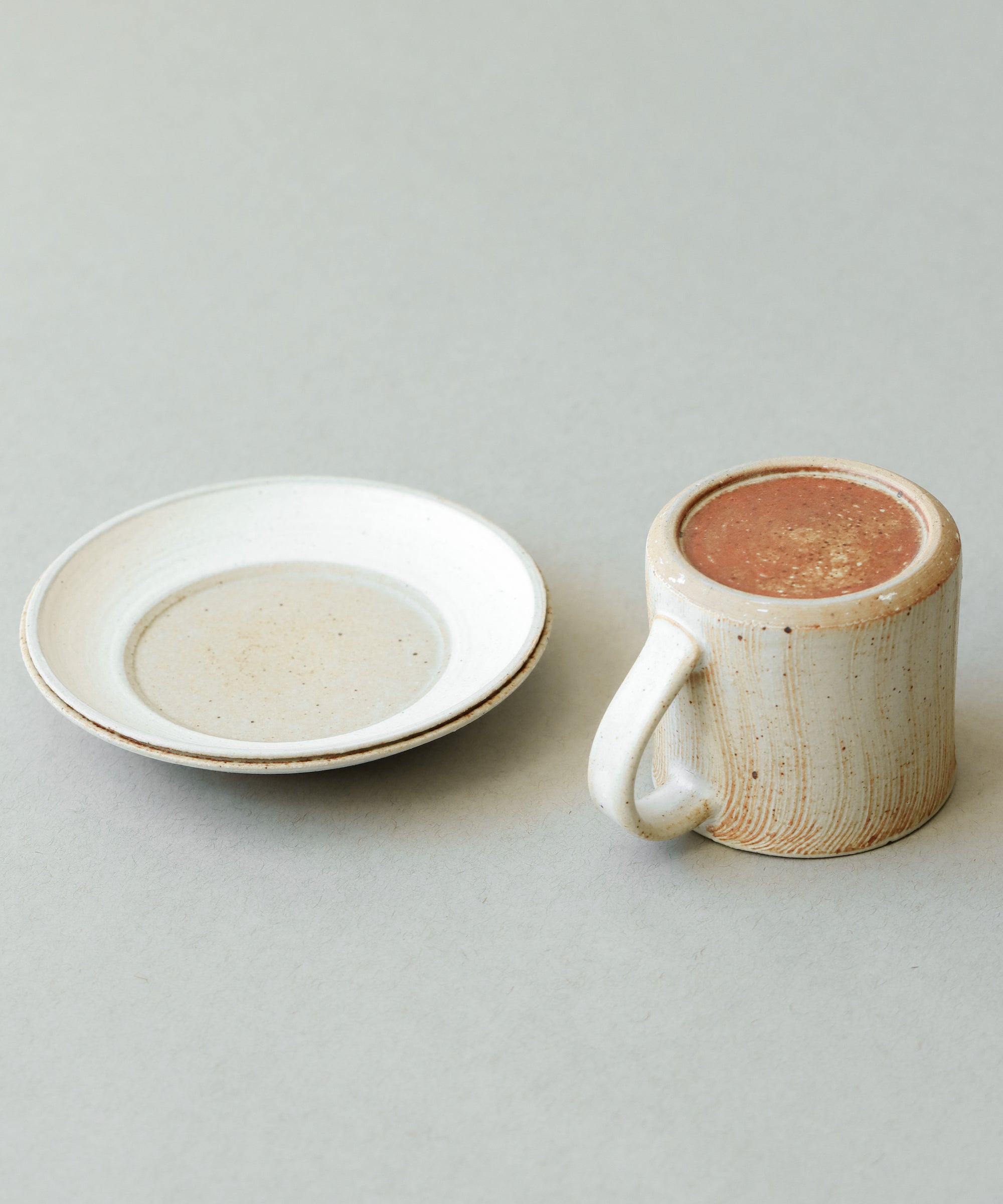 Waves Cup & Saucer Set Type III saucer detail, Jingdezhen clay and porcelain, Wang Xinghua