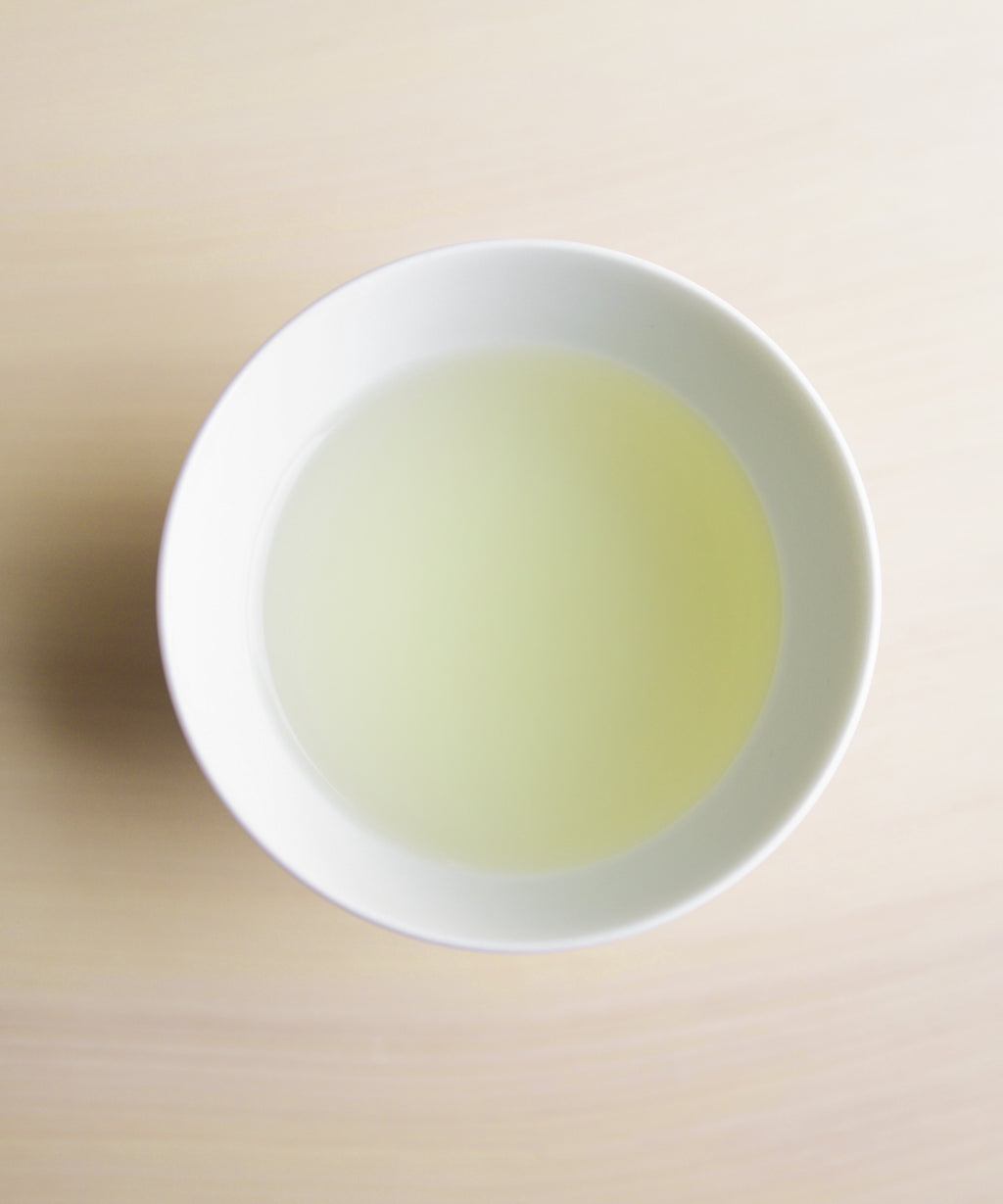 Shou Mei wet leaves after brewing — aged Fuding Dabai white tea, Fujian